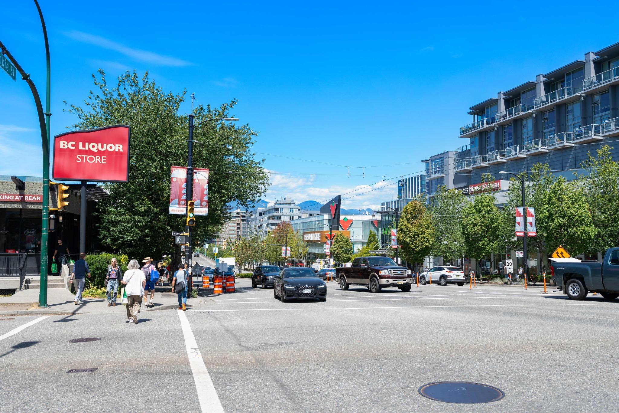 324 W 12TH AVENUE