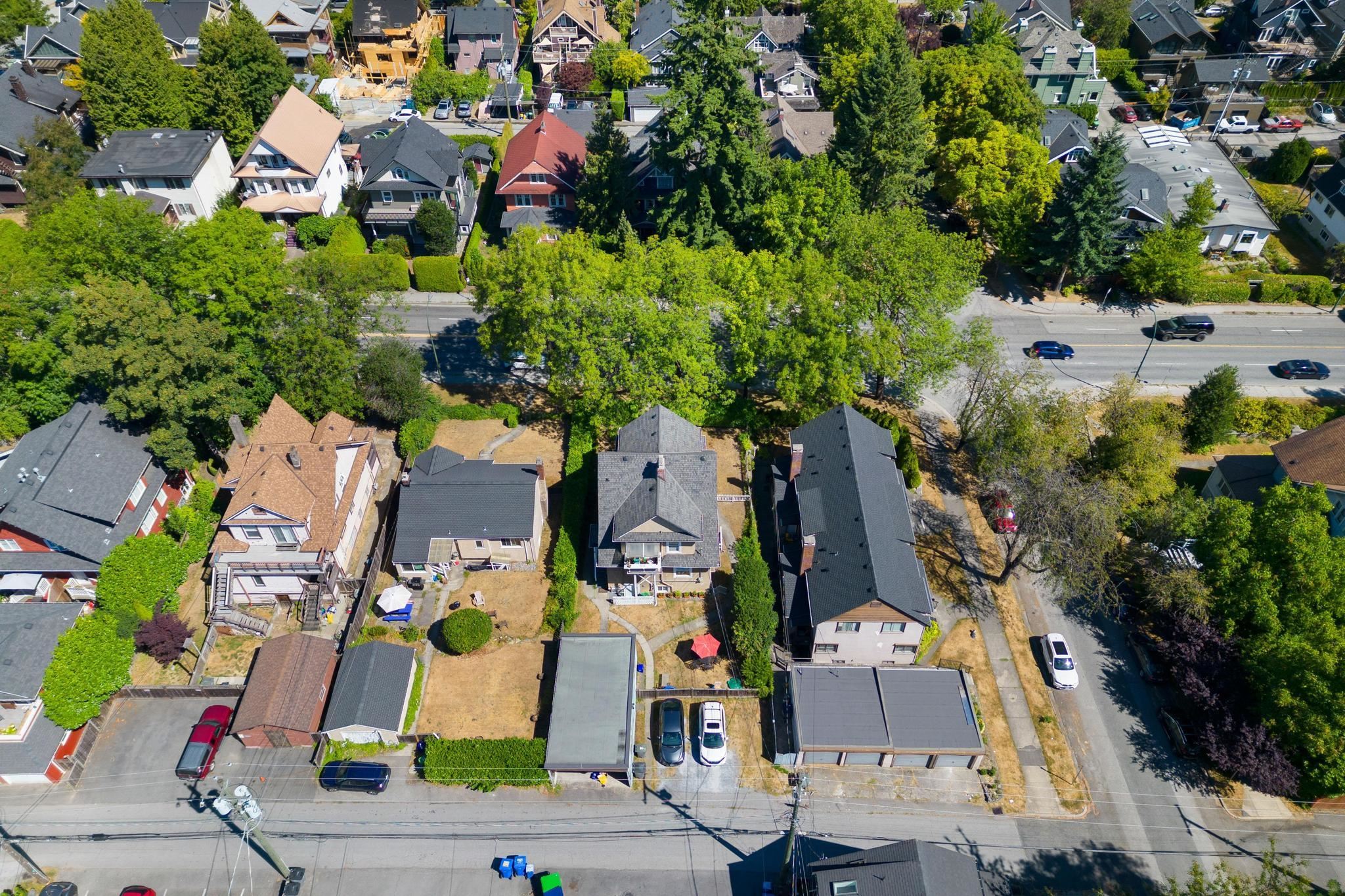 324 W 12TH AVENUE