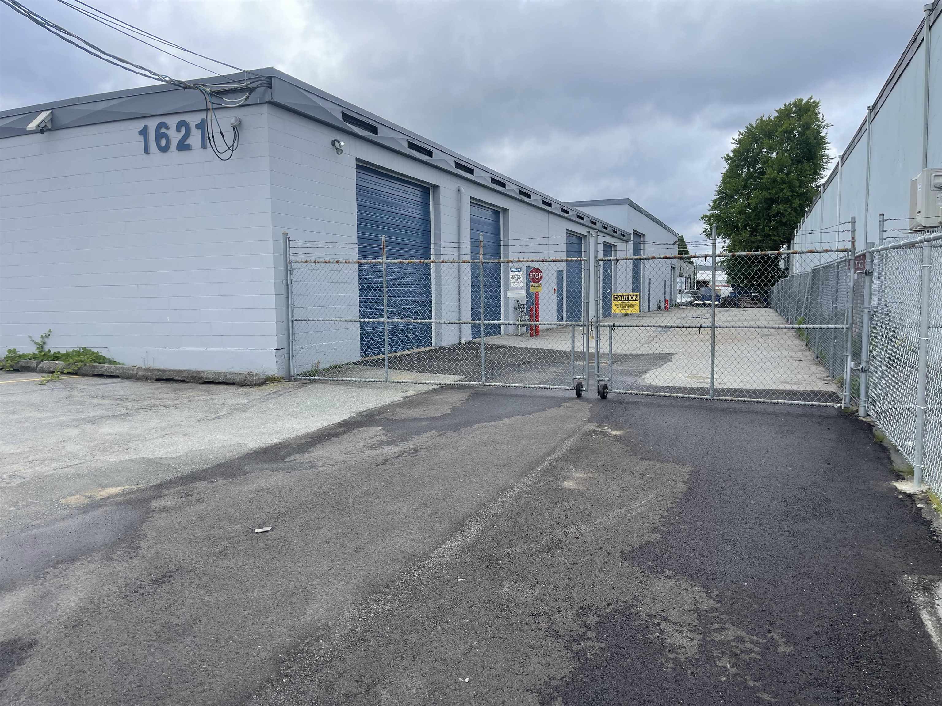 1621 LANGAN AVENUE