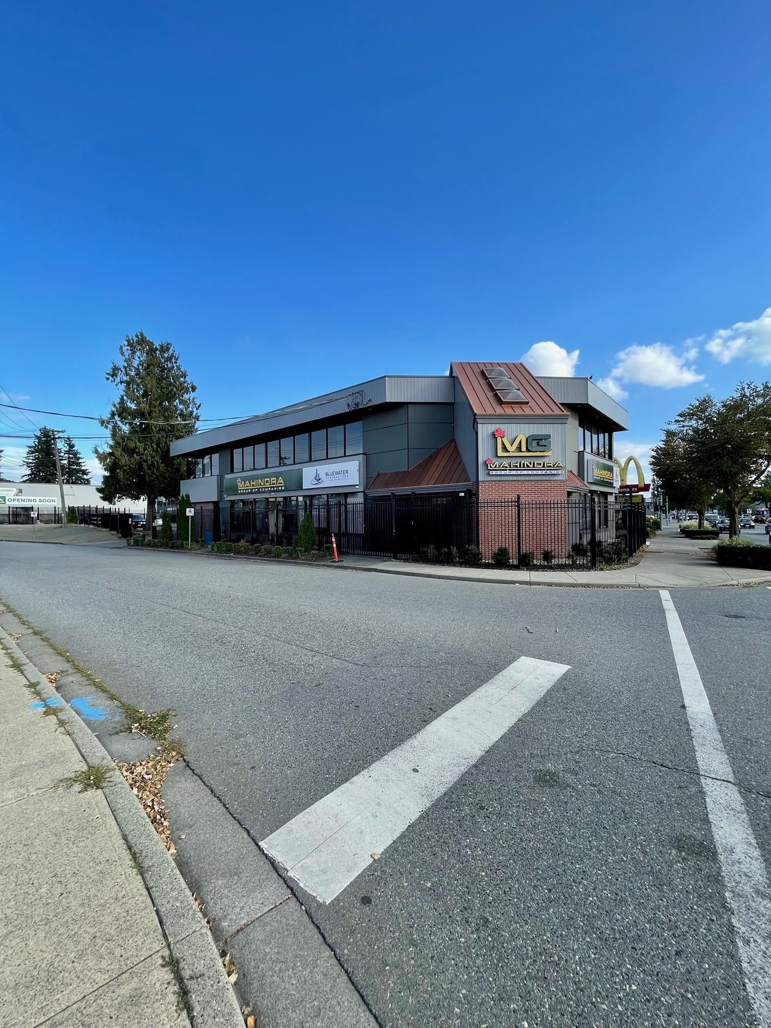 200 2548 CLEARBROOK ROAD, #200