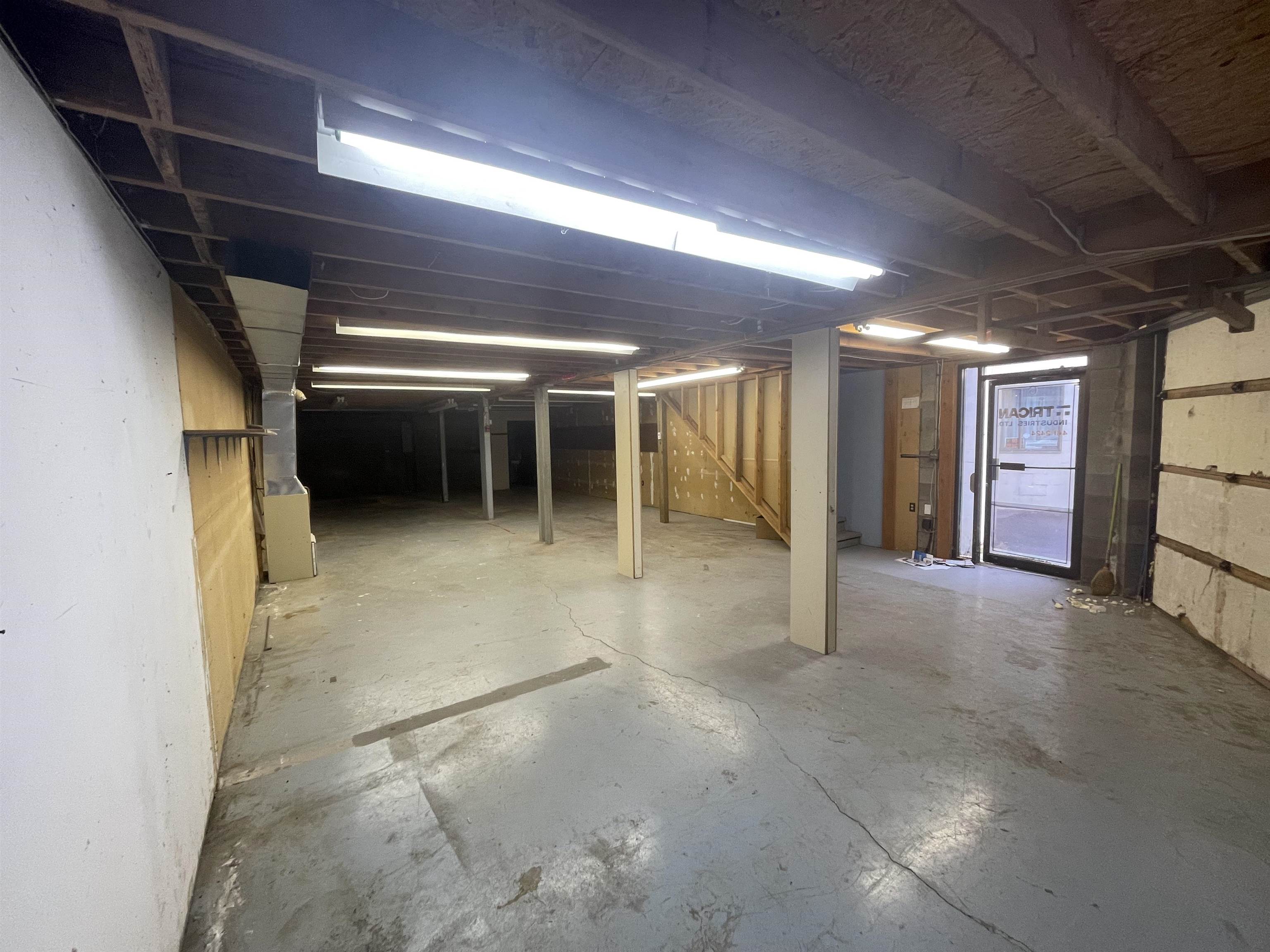6 3009 MURRAY STREET, #6