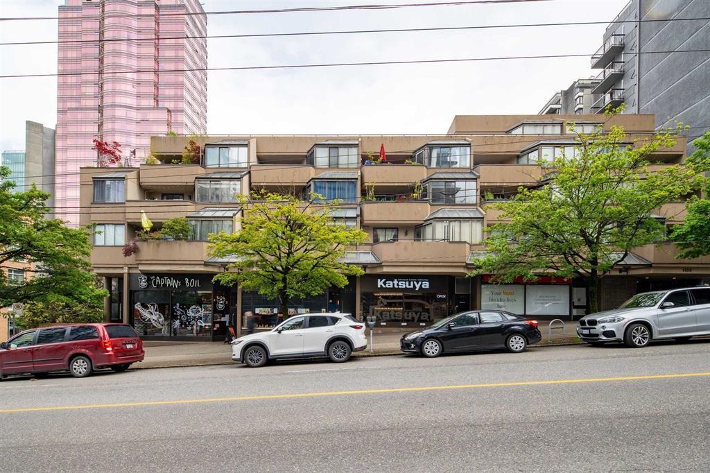 1463-1487 ROBSON STREET