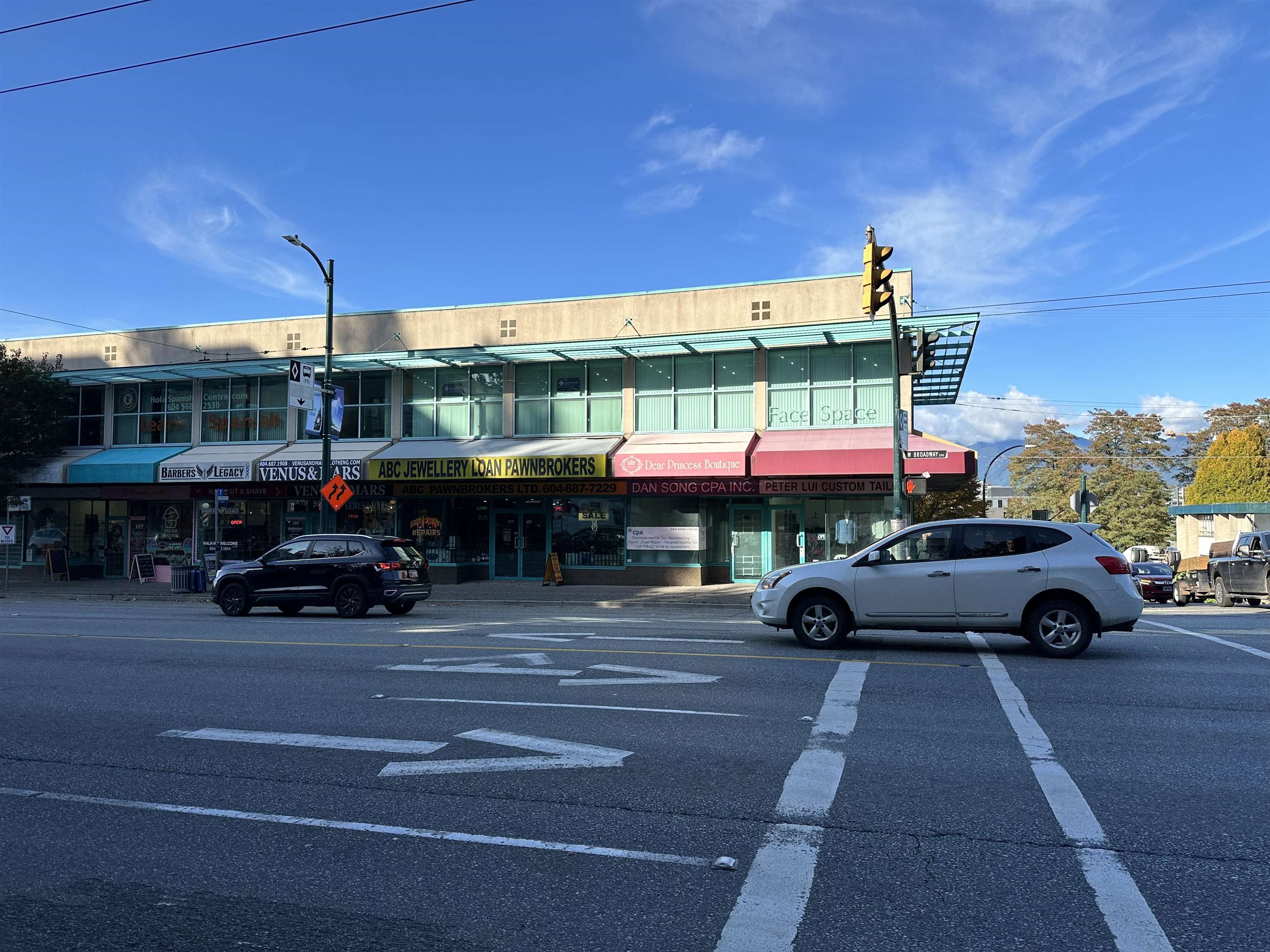 101 223 W BROADWAY, #101