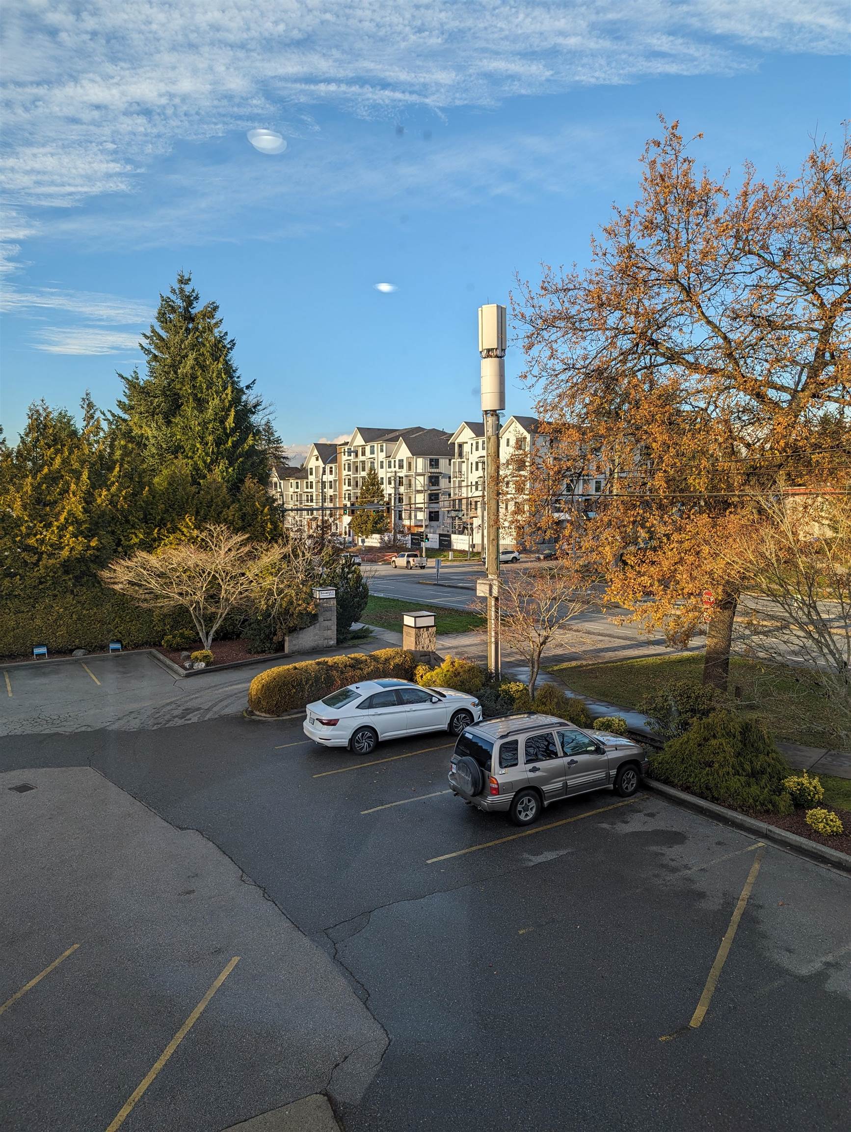 204 3237 KING GEORGE BOULEVARD, #204