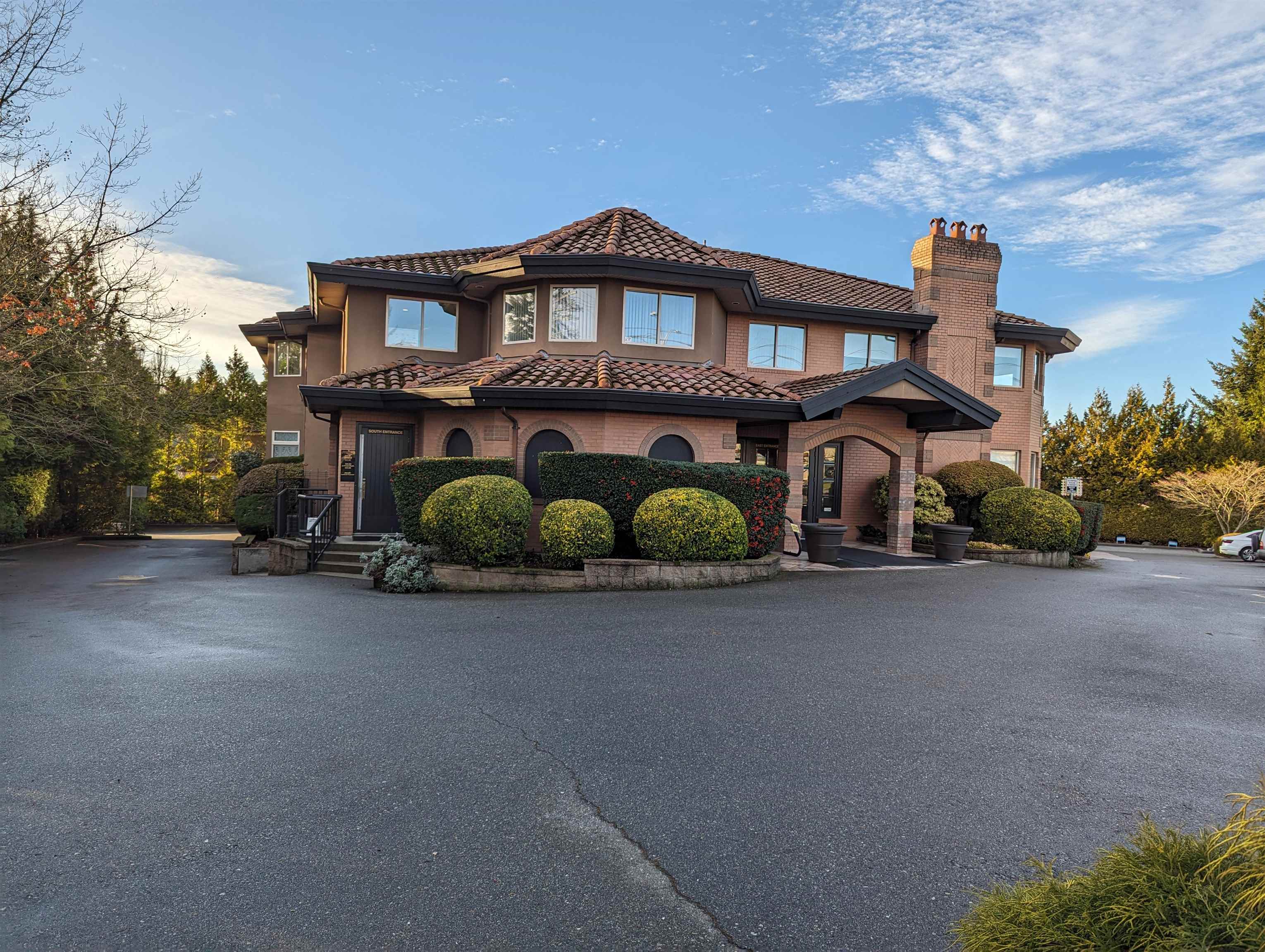 203A 3237 KING GEORGE BOULEVARD, #203A