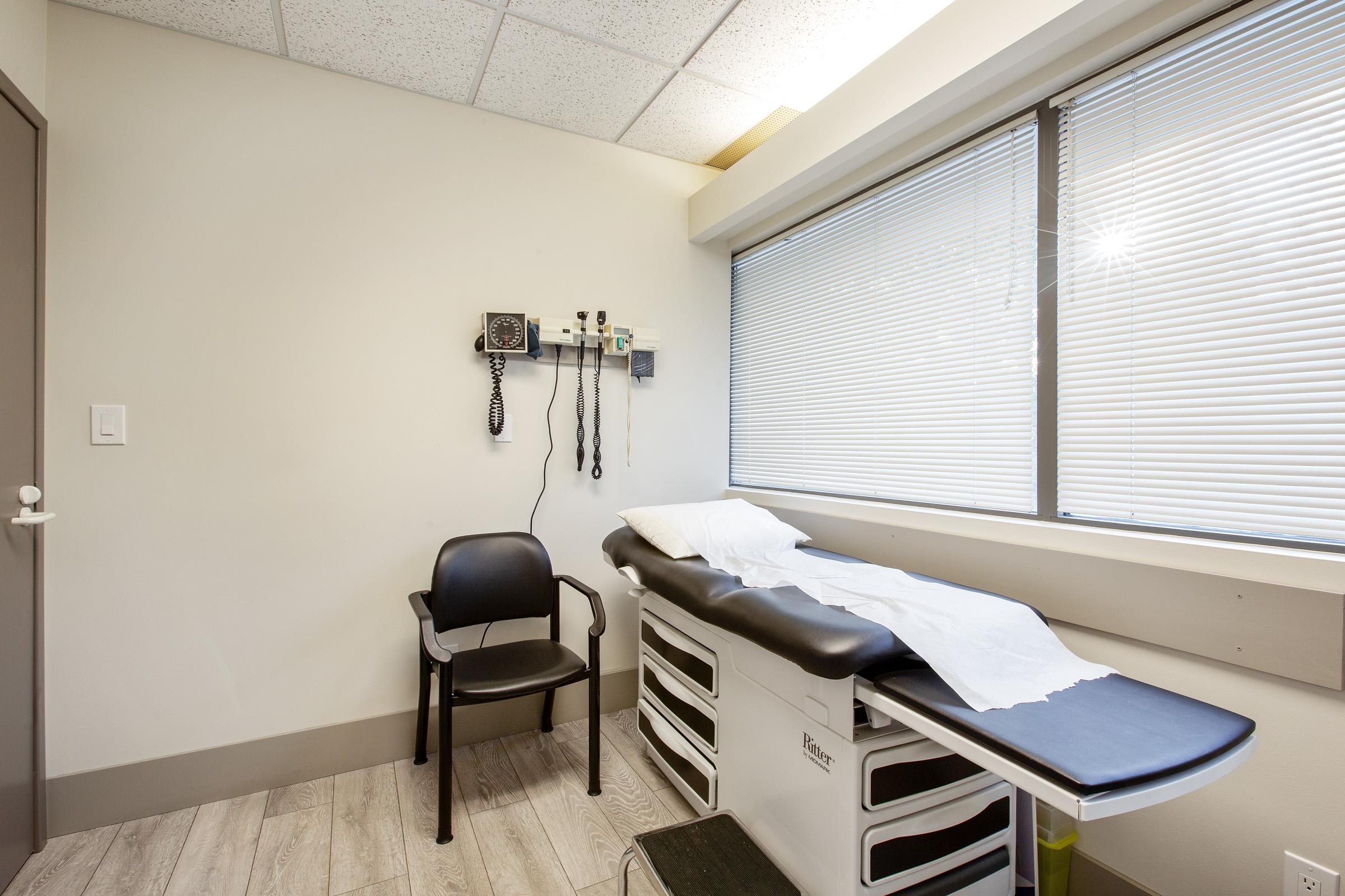 202 12894 16 AVENUE, #202