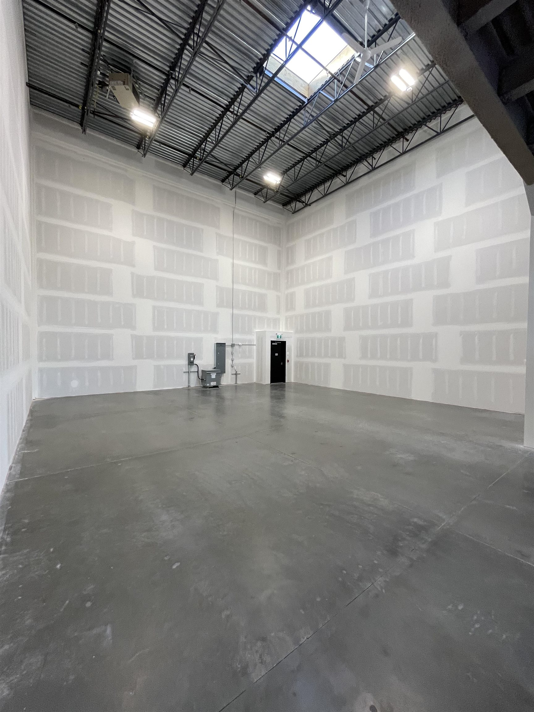 8 5641 200 STREET, #8
