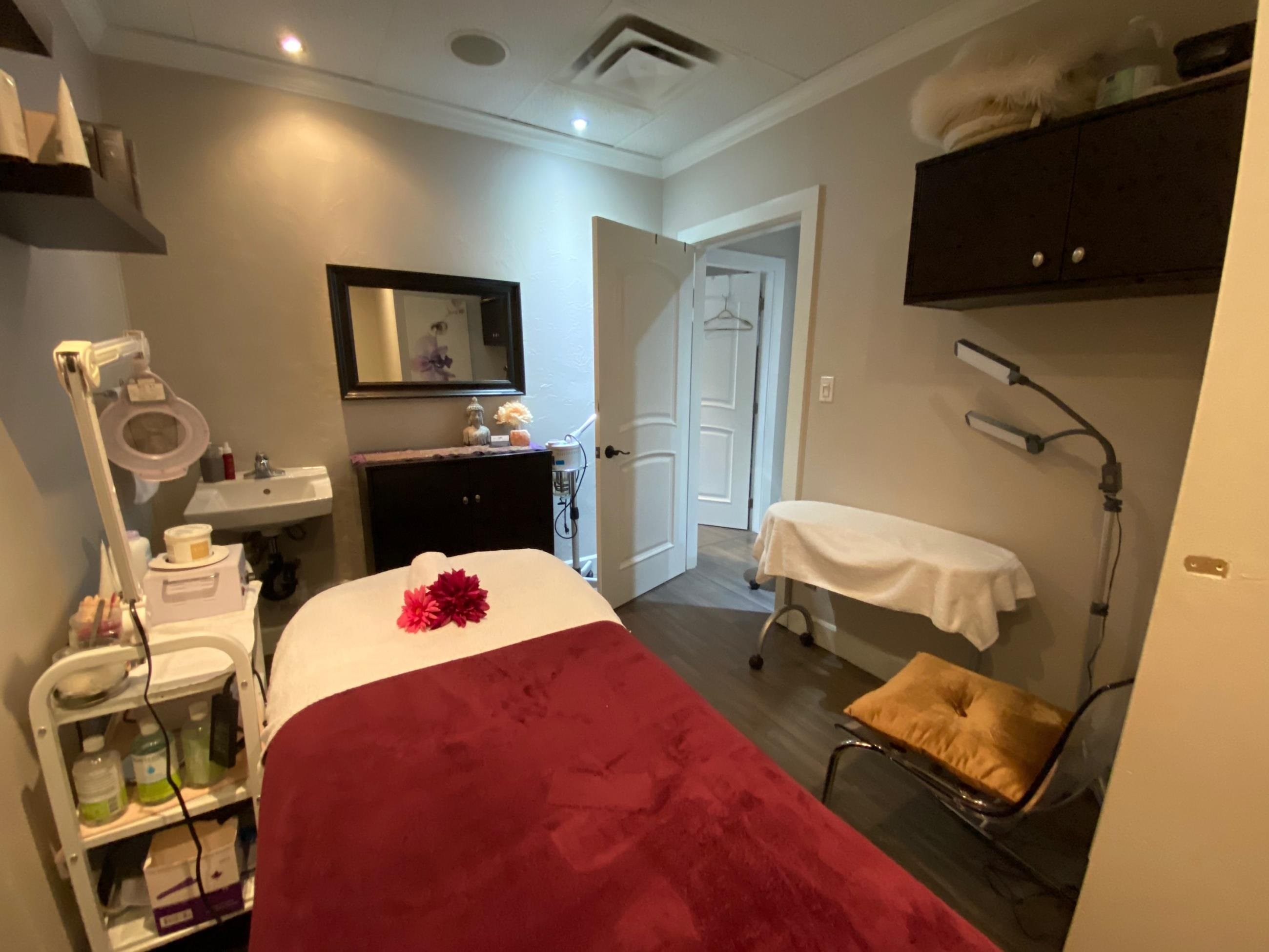 202 1647 140 STREET, #202