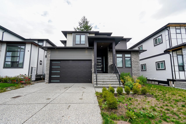 2656 CENTENNIAL STREET, Abbotsford