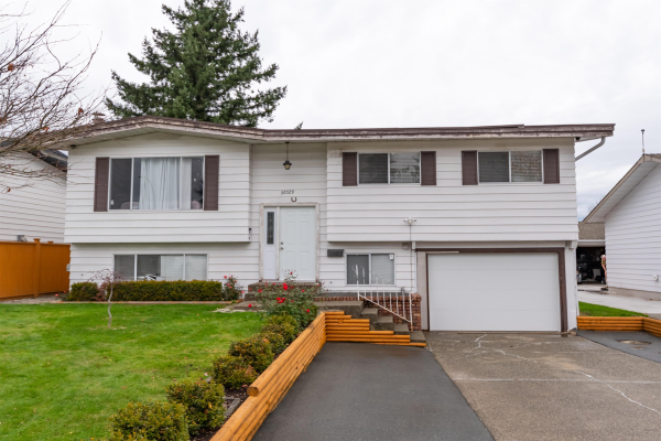 32029 AUSTIN AVENUE, Abbotsford