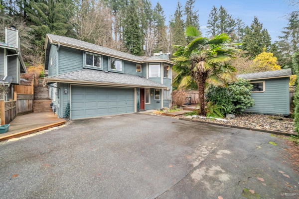647 SEYMOUR COURT, North Vancouver