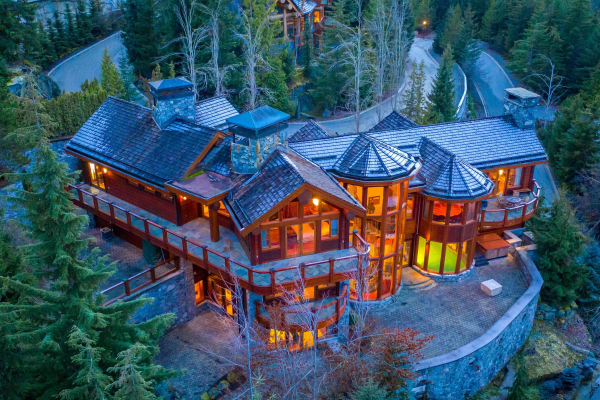 3827 SUNRIDGE DRIVE, Whistler