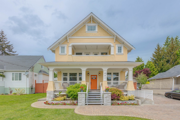 221 NINTH AVENUE, New Westminster