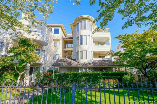 201 7620 COLUMBIA STREET, Vancouver