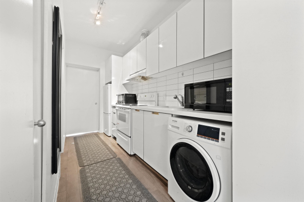 509 138 E HASTINGS STREET, Vancouver