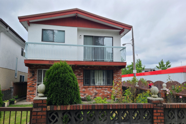 3281 E 1ST AVENUE, Vancouver