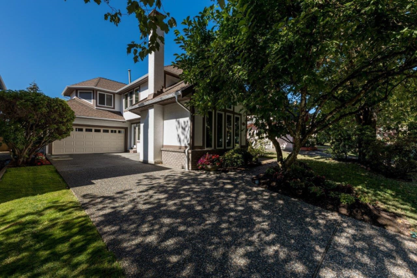 855 RUCKLE COURT, North Vancouver