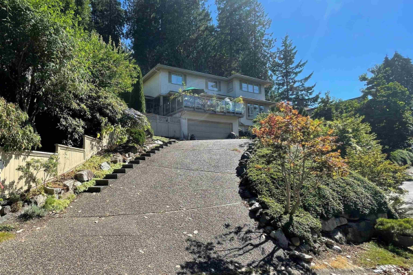 5456 KEITH ROAD, West Vancouver
