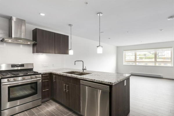 202 5688 HASTINGS STREET, Burnaby