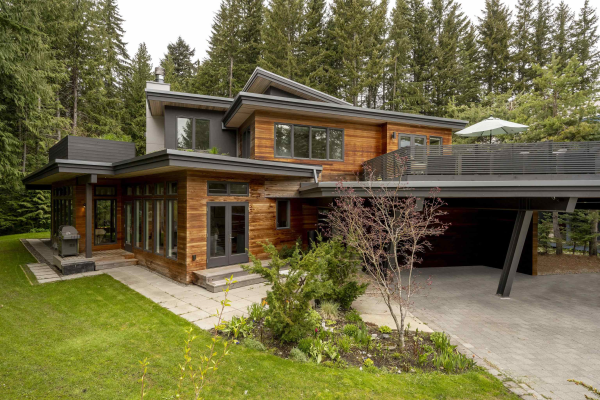 6479 BALSAM WAY, Whistler