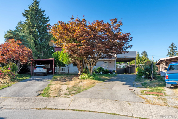 757 SPROULE AVENUE, Coquitlam