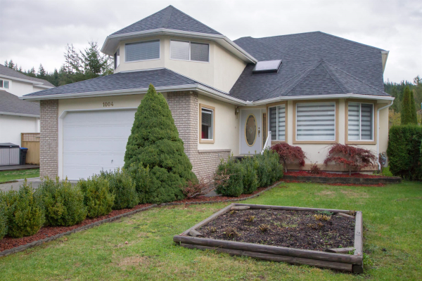 1004 WINDSOR PLACE, Squamish
