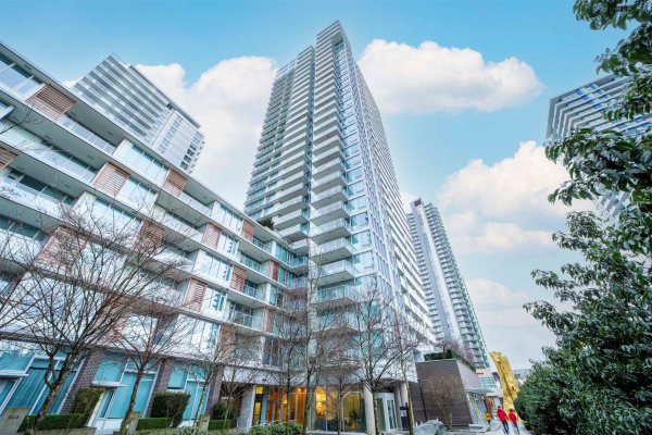 2707 8131 NUNAVUT LANE, Vancouver