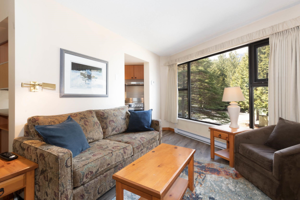 5A 2561 TRICOUNI PLACE, Whistler