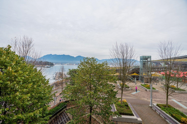 302 277 THURLOW STREET, Vancouver