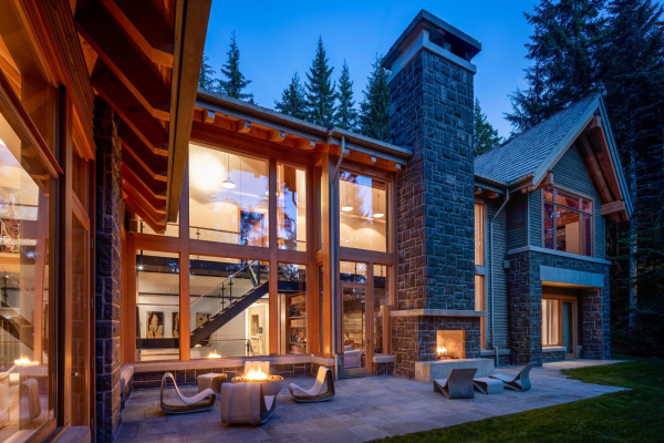4669 BLACKCOMB WAY, Whistler