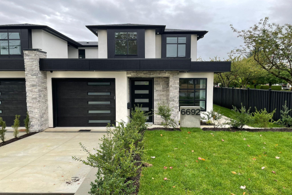 6692 RUSSELL AVENUE, Burnaby