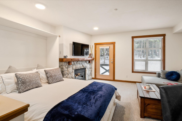 223 4660 BLACKCOMB WAY, Whistler