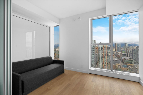 4107 1480 HOWE STREET, Vancouver