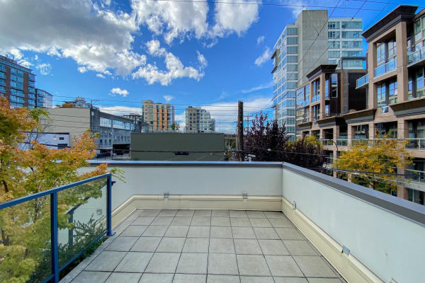 201 1510 W 6TH AVENUE, Vancouver