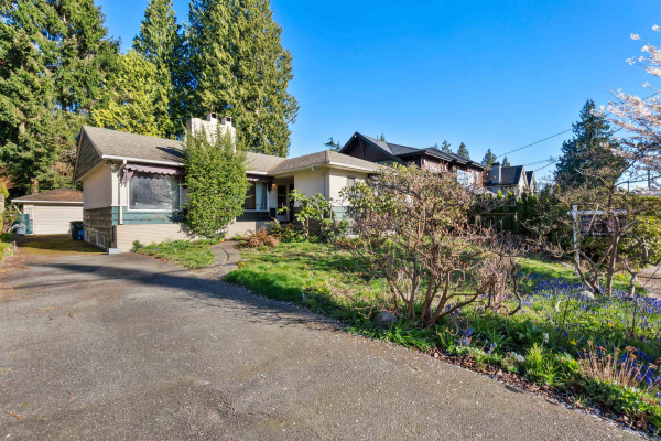 5738 WALLACE STREET, Vancouver