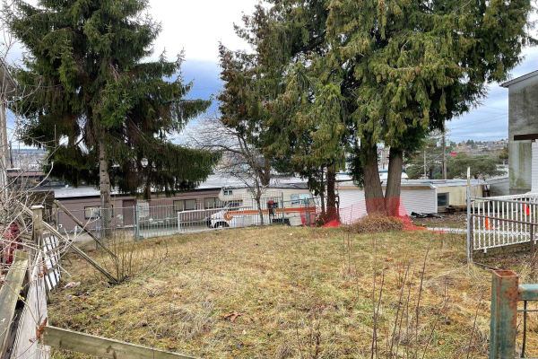1123 DOUGLAS ROAD, Burnaby