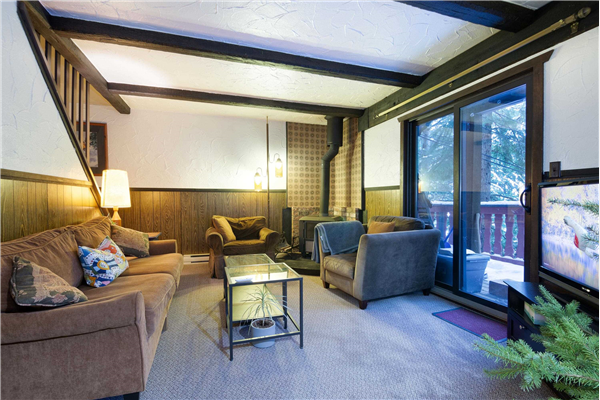 3C 3031 ST ANTON WAY, Whistler
