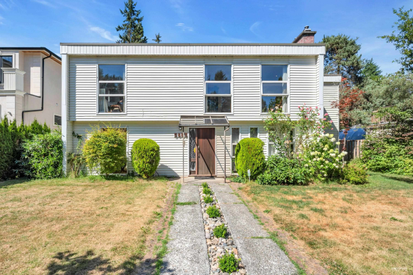 5685 CEDARWOOD STREET, Burnaby