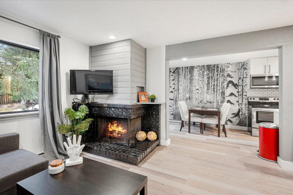 105 A/B 2129 LAKE PLACID ROAD, Whistler