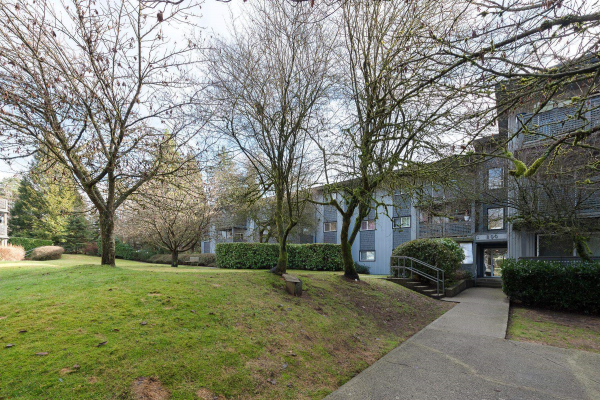 133 200 WESTHILL PLACE, Port Moody
