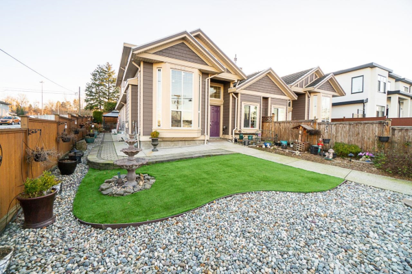 3796 MYRTLE STREET, Burnaby