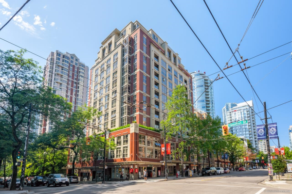 1111 819 HAMILTON STREET, Vancouver