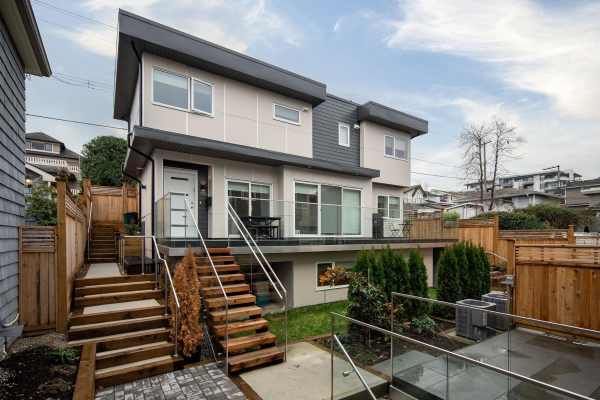 234 W 5TH STREET, North Vancouver