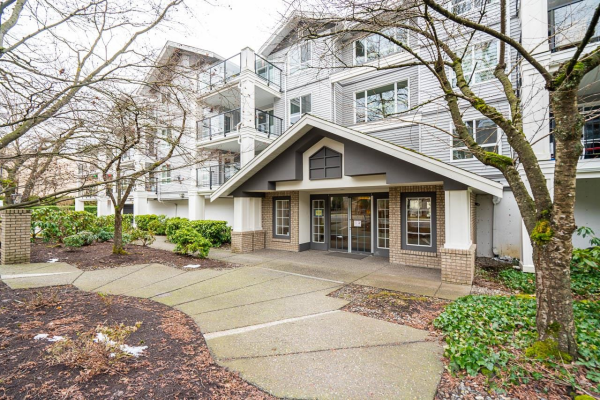 207 20976 56 AVENUE, Langley