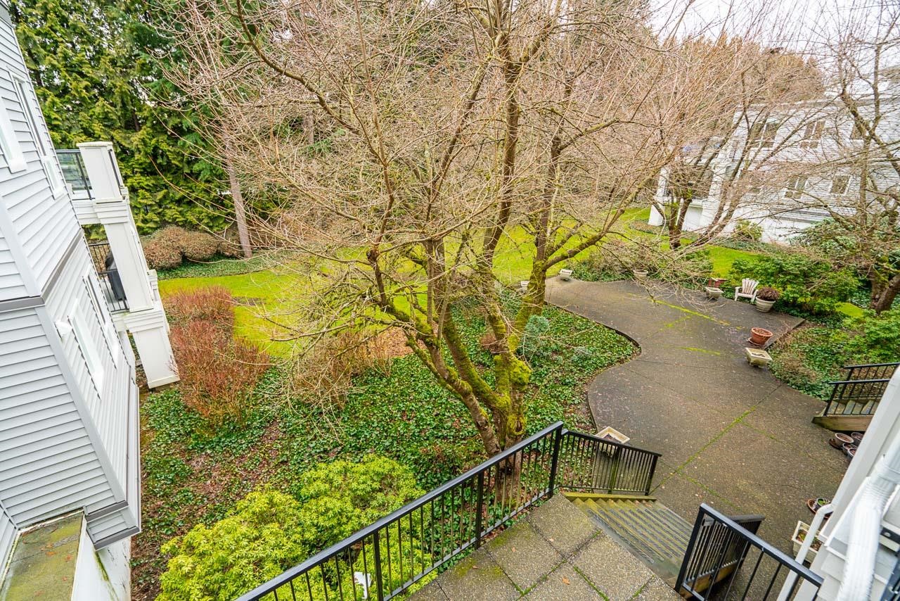 207 20976 56 AVENUE, #207