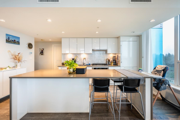 2107 5883 BARKER AVENUE, Burnaby