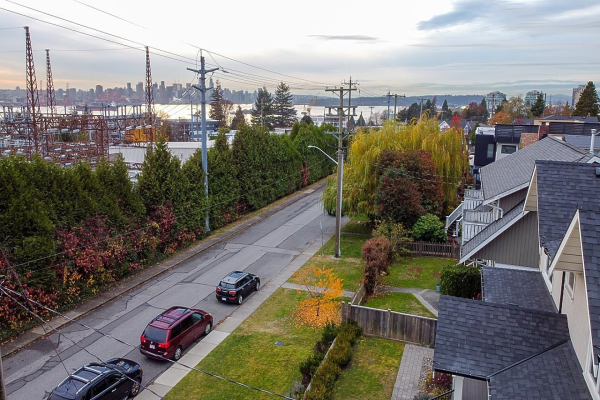 472 E 4TH STREET, North Vancouver