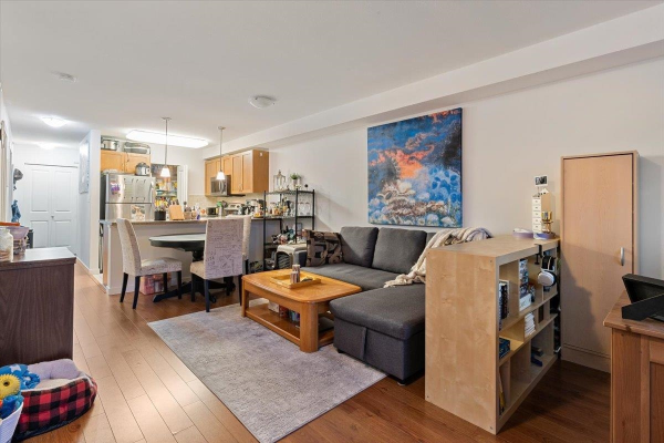 PH7 2373 ATKINS AVENUE, Port Coquitlam