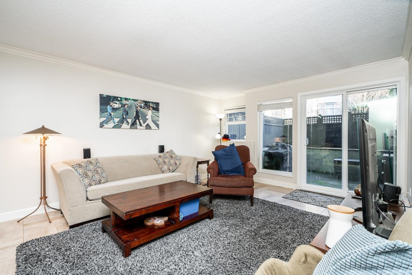 6 1850 E SOUTHMERE CRESCENT, Surrey