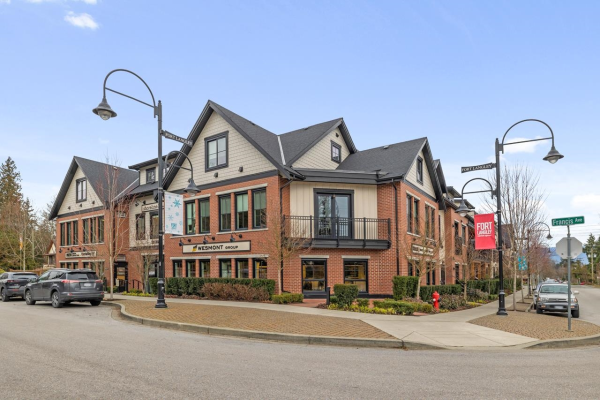 204 23189 FRANCIS AVENUE, Langley